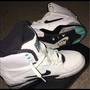 Nike high tops Nike forced